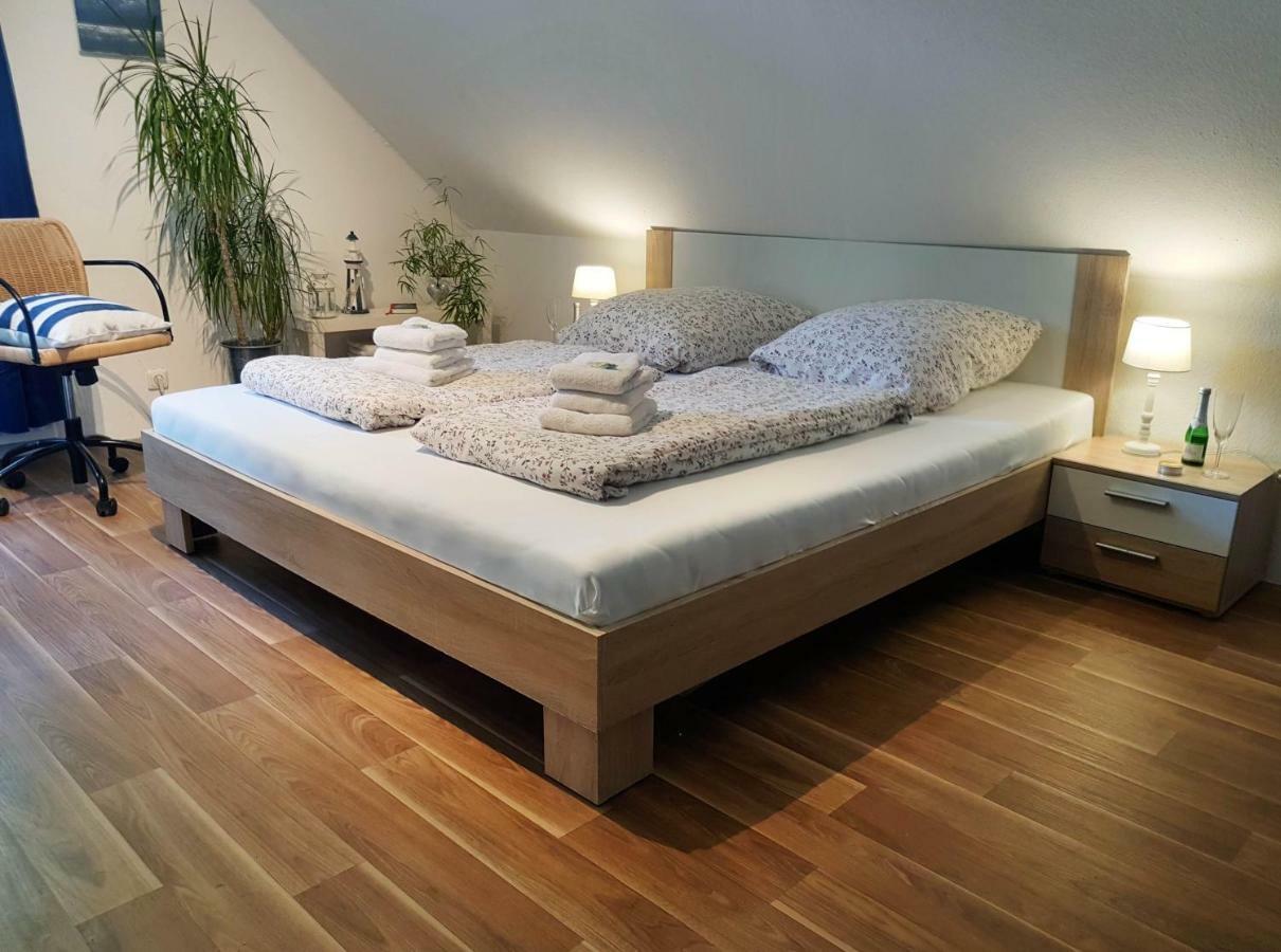 Charmante Ferienwohnung 3 Zimmer Kueche Bad Zentrale Lage Hagen im Bremischen Экстерьер фото